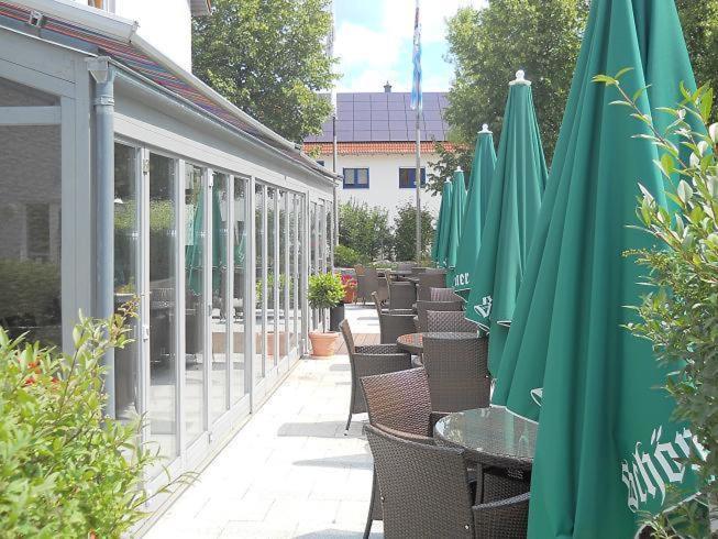 Hotel Papillon Lappersdorf  Ngoại thất bức ảnh