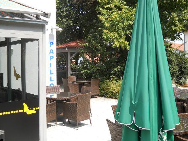 Hotel Papillon Lappersdorf  Ngoại thất bức ảnh